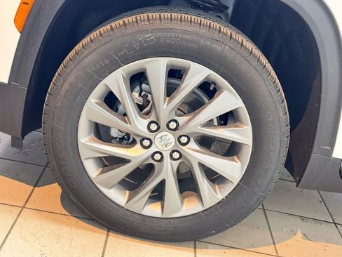 New 2025 Buick Enclave Preferred w/ Power Package image 14