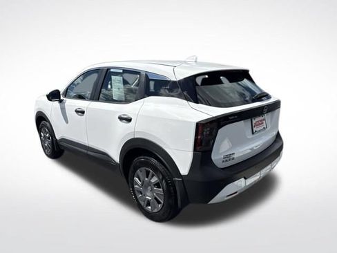 Used 2025 Nissan Kicks S AWD/4WD image 5