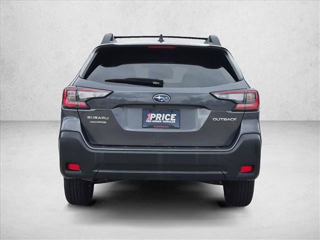 Used 2025 Subaru Outback Premium AWD/4WD image 7