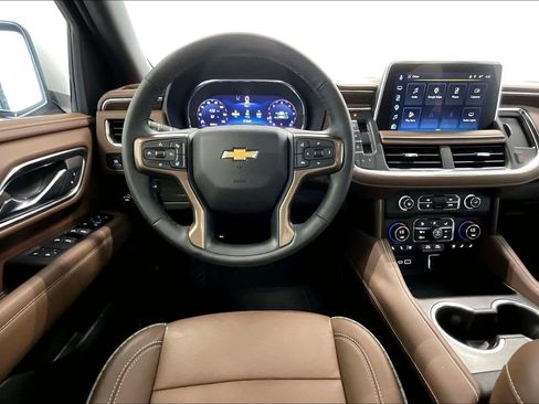 Used 2024 Chevrolet Tahoe High Country RWD image 5