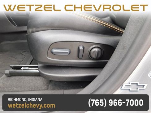 Used 2023 GMC Terrain AT4 w/ Infotainment Package II AWD/4WD image 14