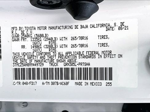 Certified 2021 Toyota Tacoma TRD Off-Road image 36