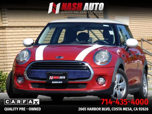 Used 2017 MINI Cooper 2-Door Hardtop FWD image 4