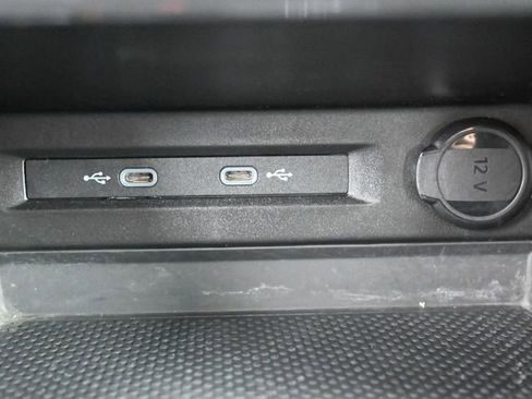 Used 2022 Volkswagen Tiguan S image 22