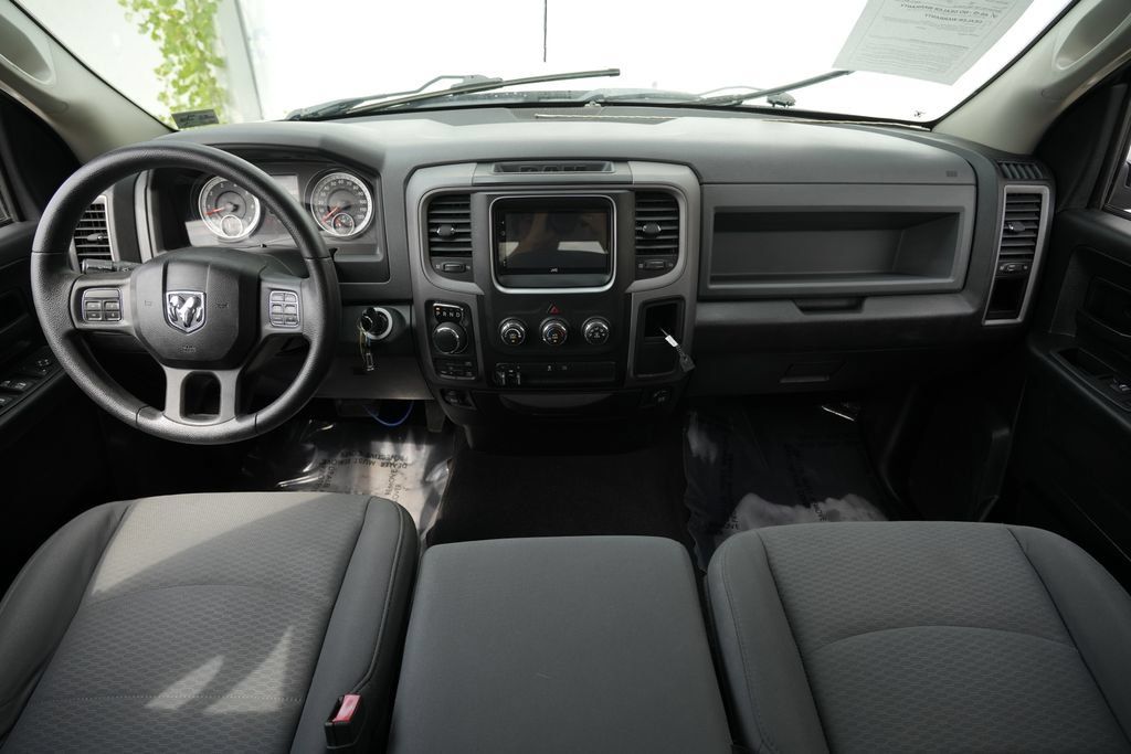 Used 2014 RAM 1500 Express AWD/4WD image 37