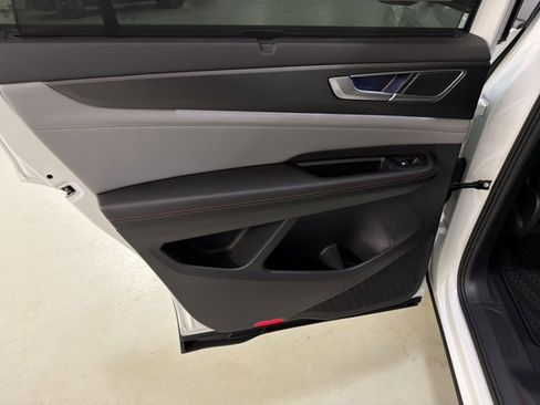 New 2026 Volkswagen Atlas Peak Edition AWD/4WD image 24