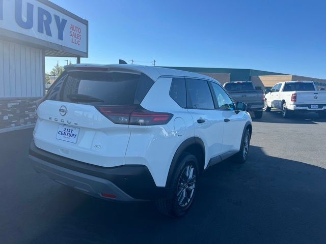 Used 2023 Nissan Rogue S AWD/4WD image 11