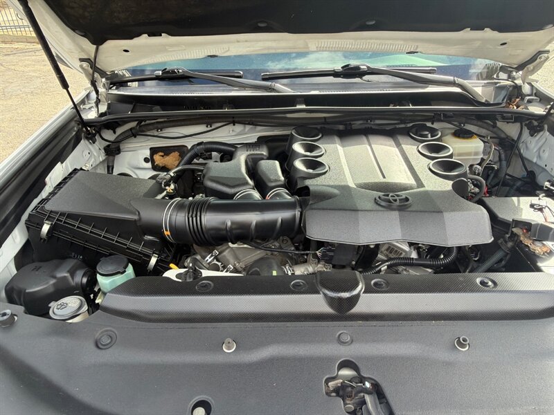Used 2015 Toyota 4Runner TRD Pro AWD/4WD image 33