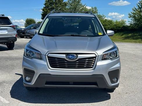 Used 2019 Subaru Forester Premium AWD/4WD image 2