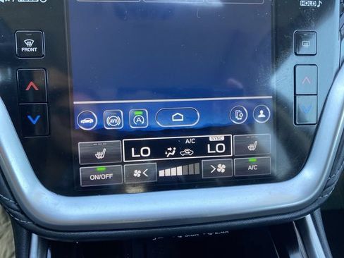 Used 2024 Subaru Outback Limited AWD/4WD image 18