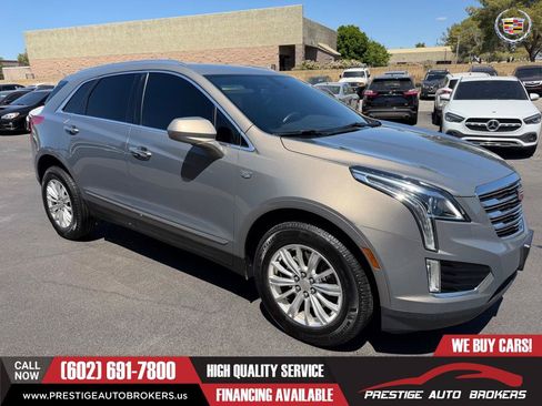 Used 2018 Cadillac XT5 FWD image 12