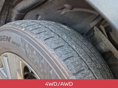 Used 2022 Nissan Pathfinder SV AWD/4WD image 6