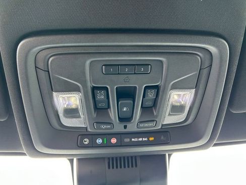 Used 2023 Chevrolet Silverado 1500 High Country w/ High Country Premium Package image 30