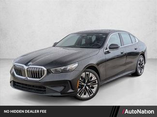 Used 2026 BMW 530i xDrive w/ Premium Package AWD/4WD video 1