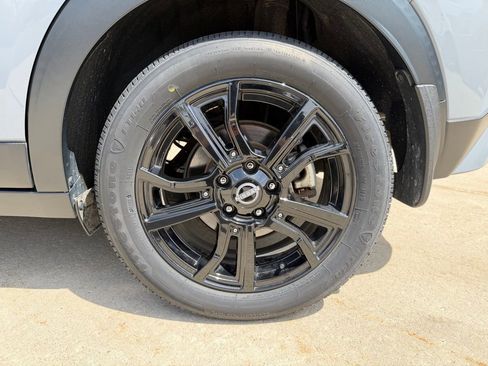 Used 2023 Nissan Kicks SR w/ Interior Electronics Package image 15