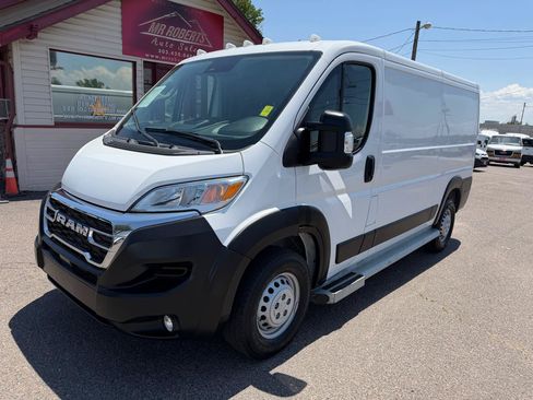 Used 2025 RAM ProMaster 2500 w/ U-Haul Equipment Group FWD image 4