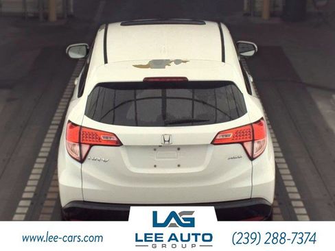 Used 2017 Honda HR-V EX image 2