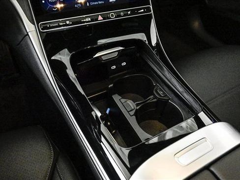 New 2026 Mercedes-Benz C 300 4MATIC Sedan image 13