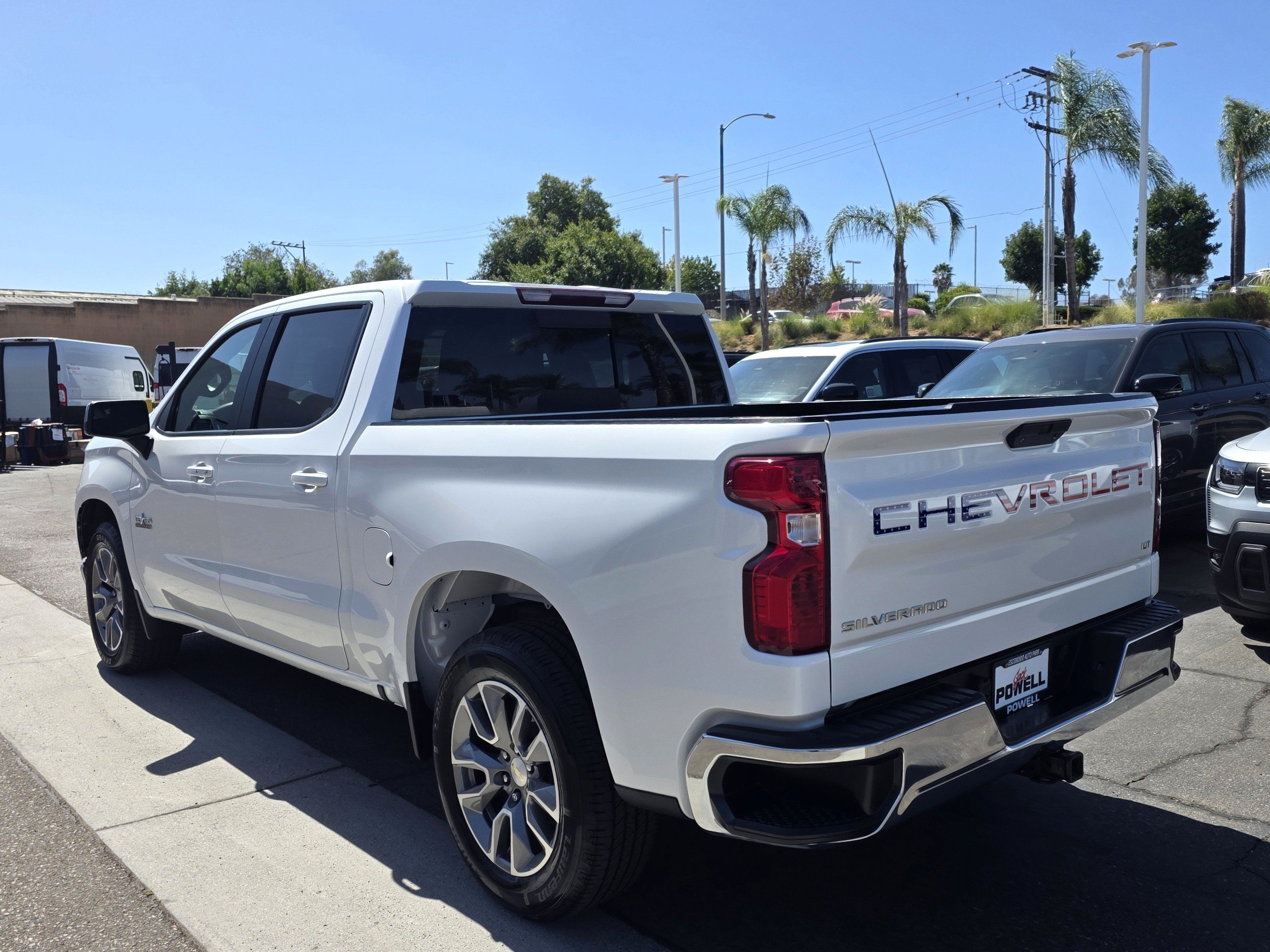 Used 2021 Chevrolet Silverado 1500 LT w/ Convenience Package II RWD image 3