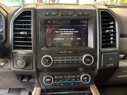 Used 2019 Ford Expedition Limited w/ Equipment Group 302A image 23