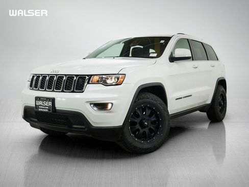 Used 2020 Jeep Grand Cherokee Laredo AWD/4WD image 1