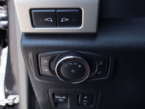 Used 2019 Ford F150 Lariat w/ Equipment Group 502A Luxury image 21