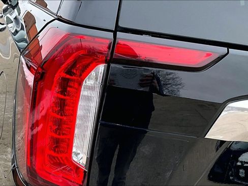 Used 2023 GMC Yukon Denali image 22