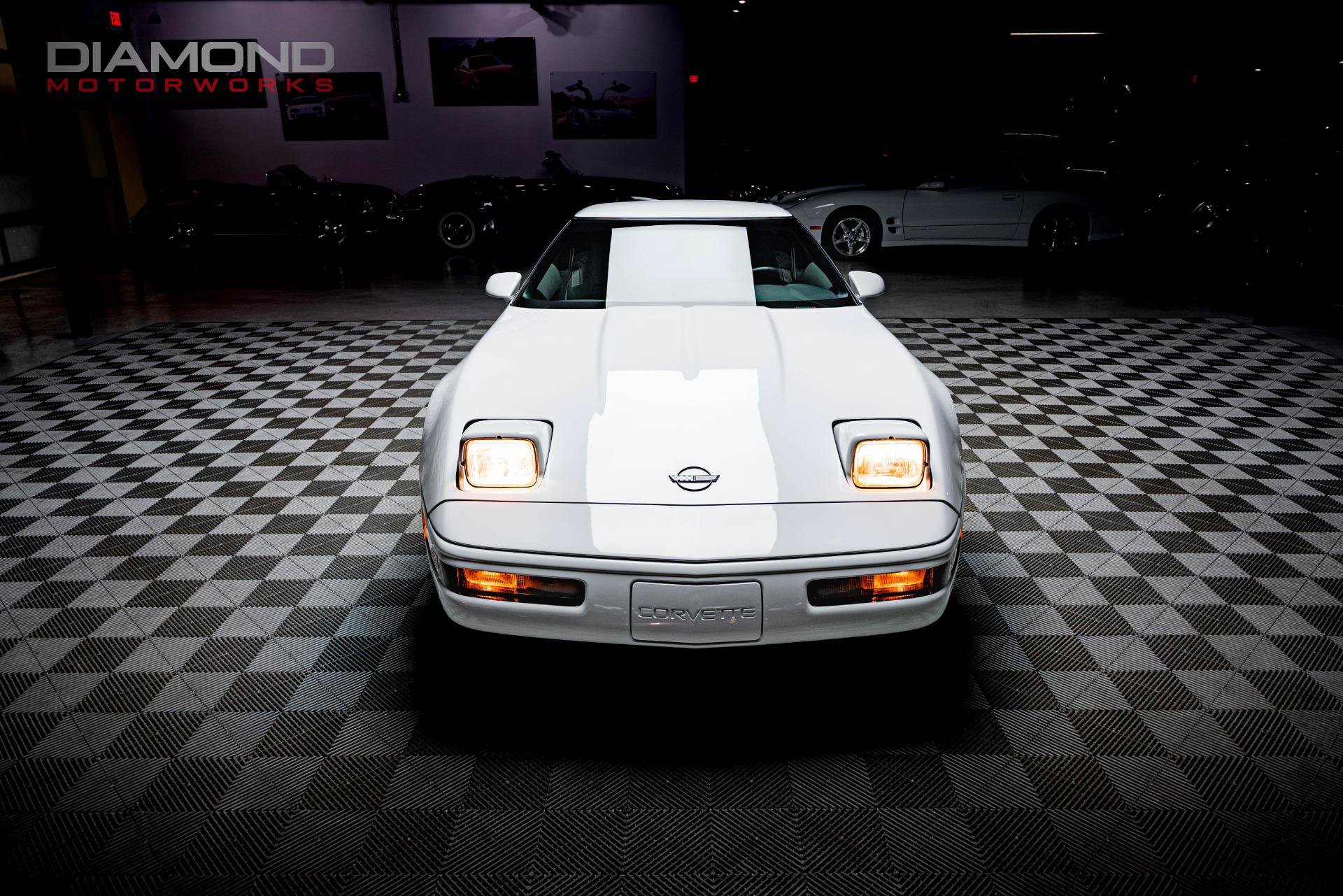 Used 1995 Chevrolet Corvette Coupe RWD image 49
