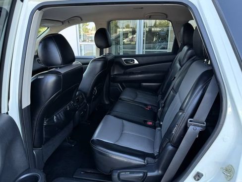 Used 2019 Nissan Pathfinder SL w/ Rock Creek Edition AWD/4WD image 16