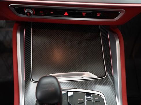 Used 2025 BMW XM image 28