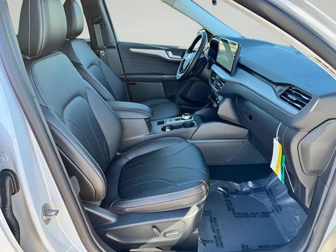 New 2026 Ford Escape Platinum w/ Premium Technology Package image 28