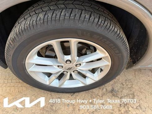 Used 2022 Dodge Durango GT RWD image 4