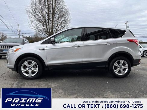 Used 2015 Ford Escape SE image 4