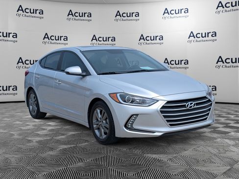 Used 2018 Hyundai Elantra Value Edition FWD image 2