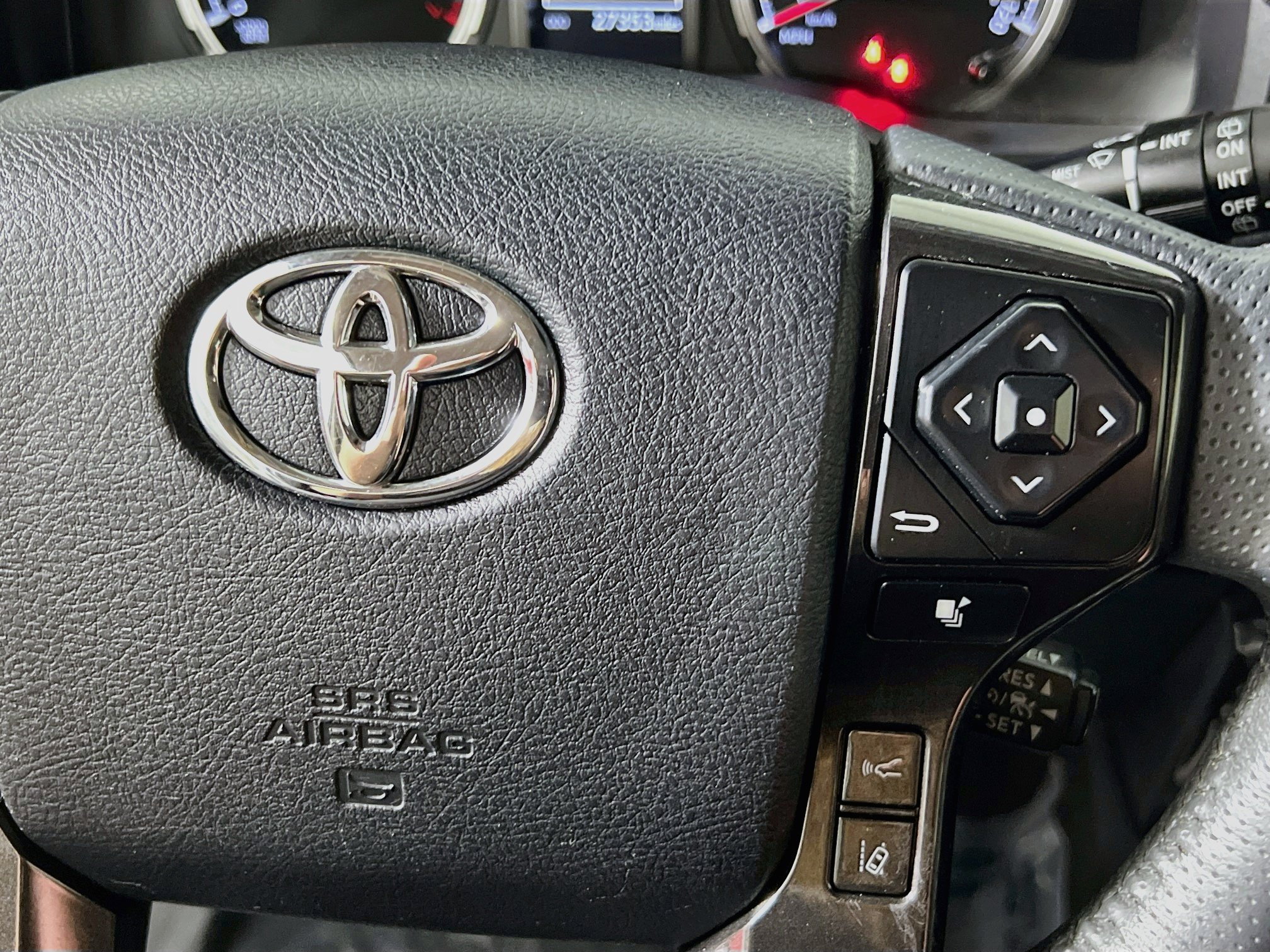 Used 2023 Toyota 4Runner TRD Off-Road AWD/4WD image 20