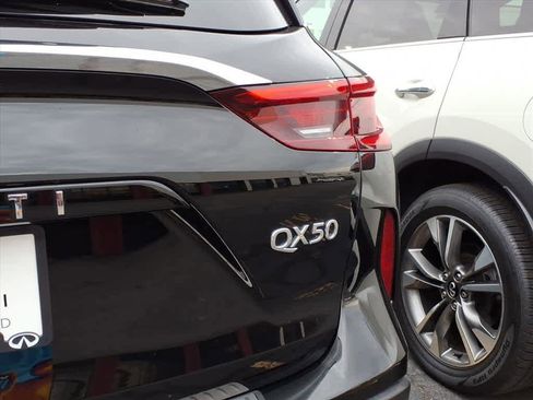 Certified 2024 INFINITI QX50 Sensory w/ Accent Package image 7