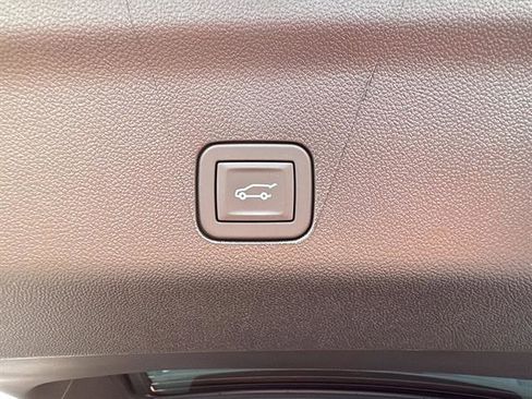 New 2025 Chevrolet Suburban Premier w/ Sun And Tow Package image 14