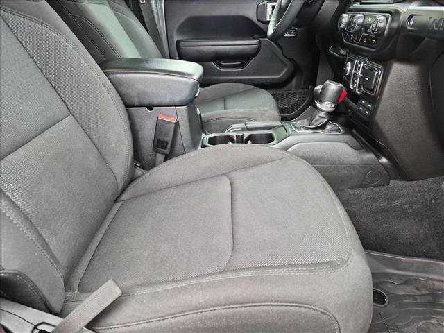 Used 2023 Jeep Wrangler Unlimited AWD/4WD image 21