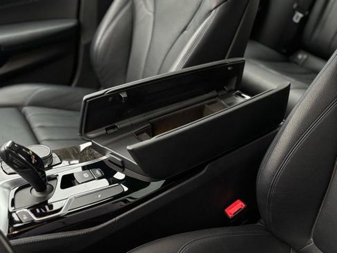 Used 2019 BMW 530i xDrive w/ M Sport Package image 42