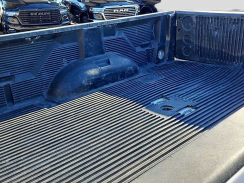 Used 2021 RAM 2500 Big Horn image 23