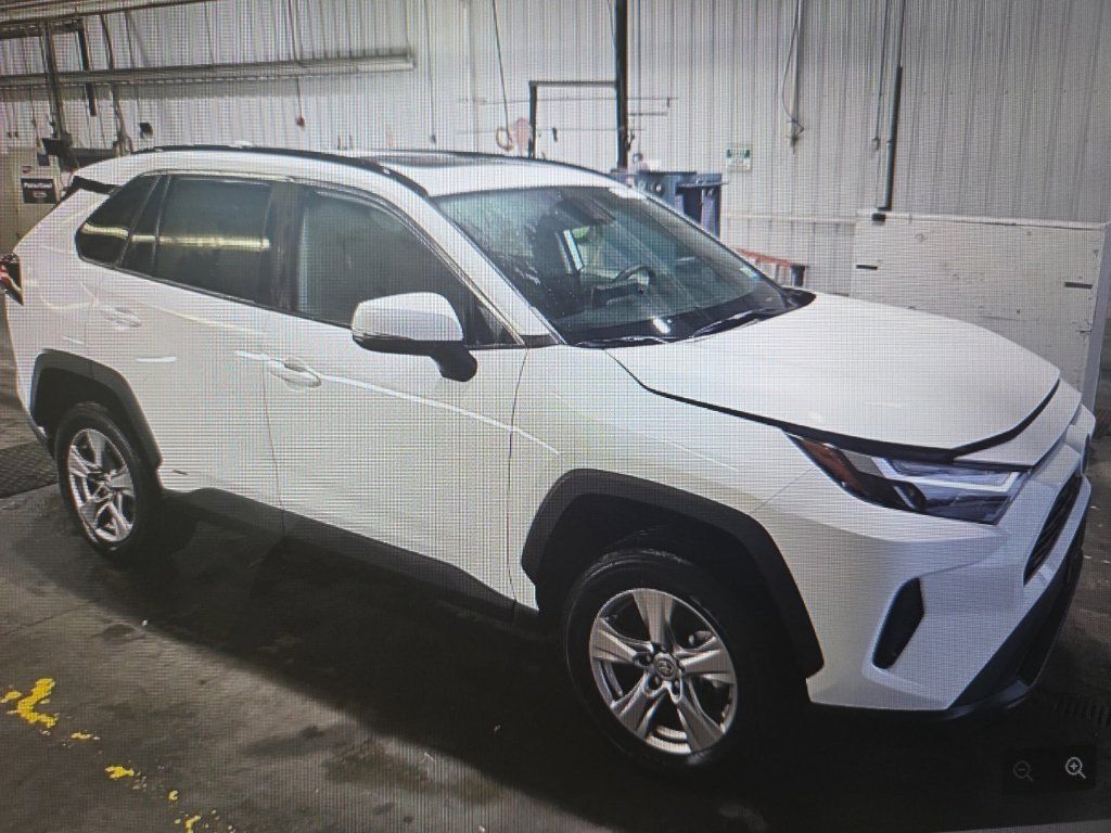 Used 2024 Toyota RAV4 XLE w/ Convenience Package AWD/4WD image 2