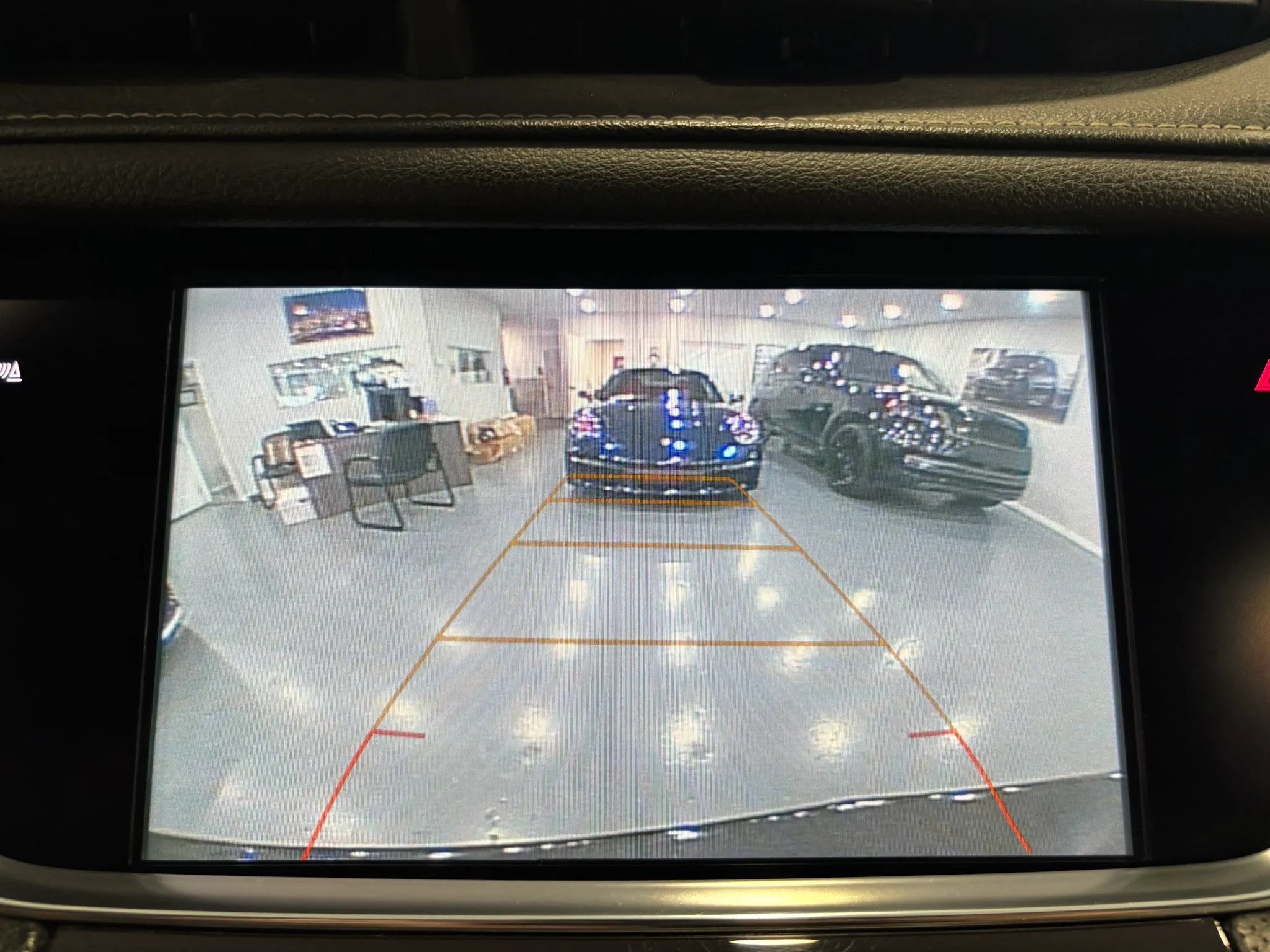 Used 2018 Cadillac XT5 Premium Luxury FWD image 35