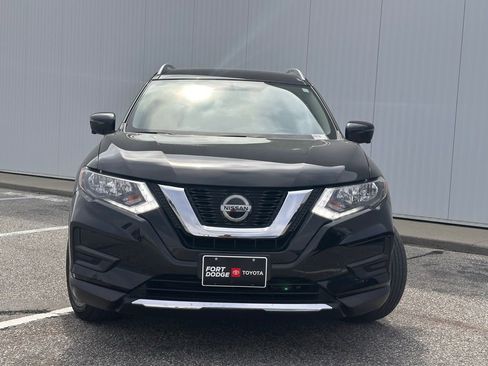 Used 2018 Nissan Rogue SV w/ Premium Package FWD image 7