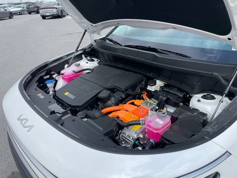 New 2026 Kia Niro LX image 31