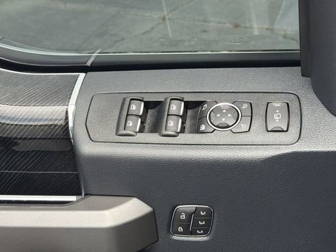 Used 2022 Ford F350 Platinum AWD/4WD image 31