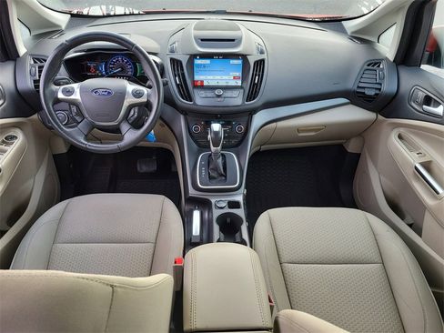 Used 2018 Ford C-MAX SE w/ Equipment Group 201A image 16