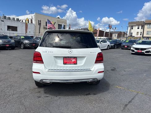 Used 2015 Mercedes-Benz GLK 350 4MATIC image 8