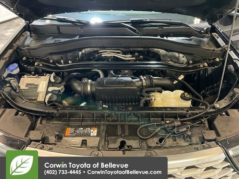 Used 2020 Ford Explorer Platinum image 14