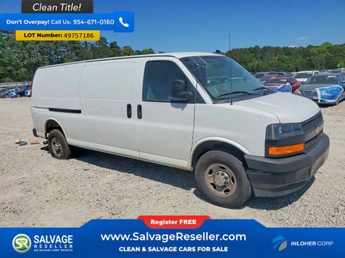 Used 2025 Chevrolet Express 3500 Extended w/ Driver Convenience Package RWD image 5