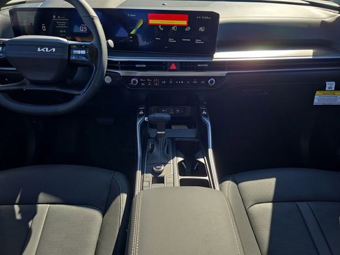 New 2026 Kia Sorento S w/ S Panoramic Sunroof Package image 16